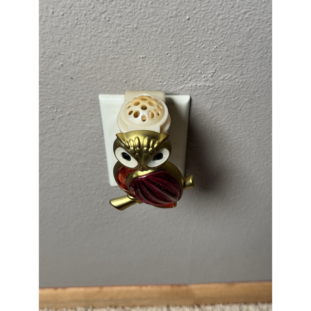 Bath and Body Works Owl & Maple Leaf Wallflower Diffuser Plug-In Jewel Colorful - Picture 5 of 8